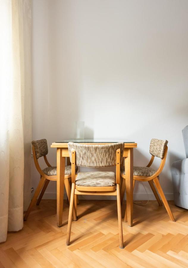 Plac Zbawiciela 3-Bedroom Apartment Varšava Exteriér fotografie